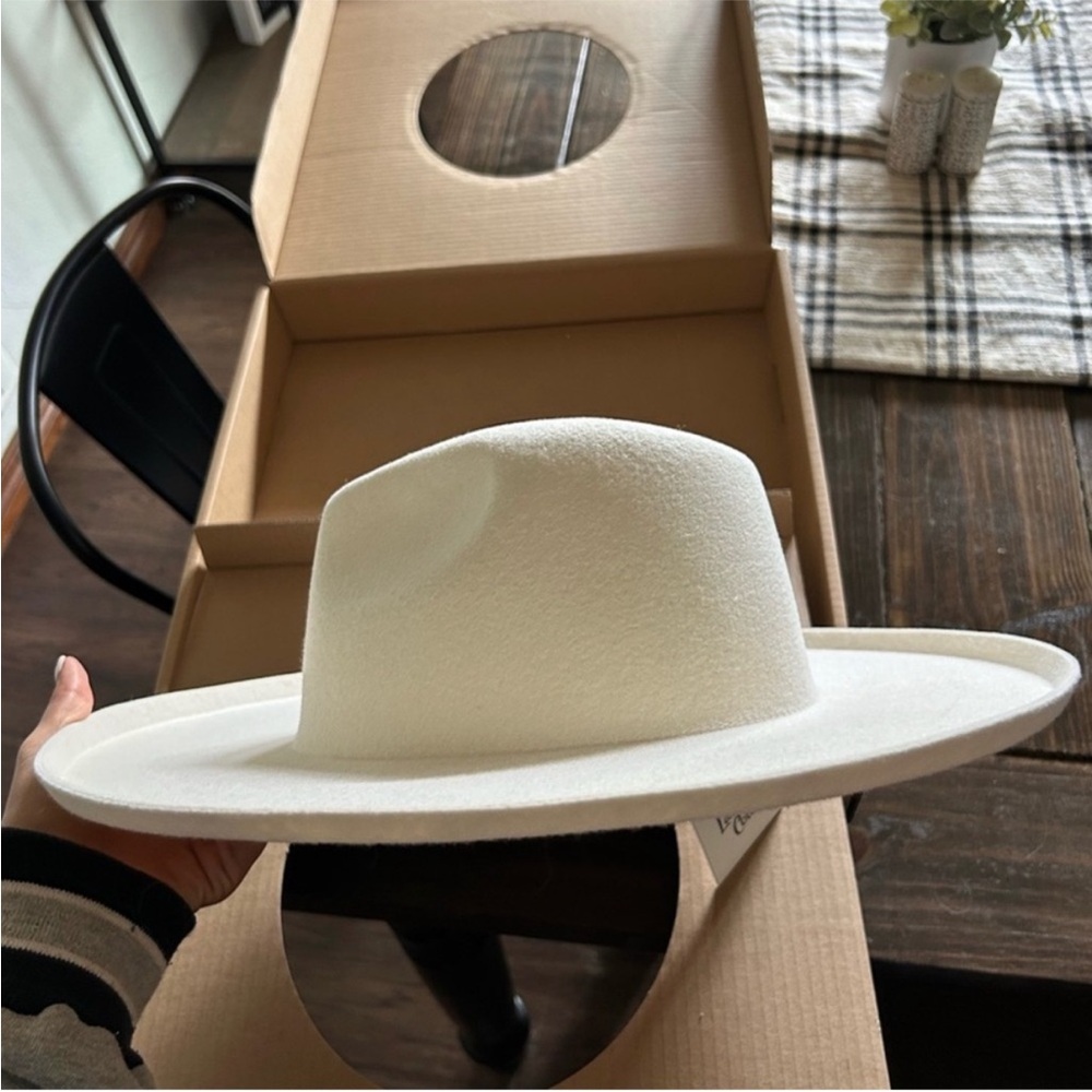 Lack Of Color Women's Wide Brim Fedora in Ivory - Picture 5 of 8